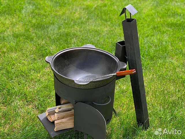 Казан чугунный 16л. + Печь с дымоходом 2мм. 3мм