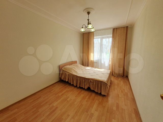 4-к. квартира, 80 м², 3/9 эт.