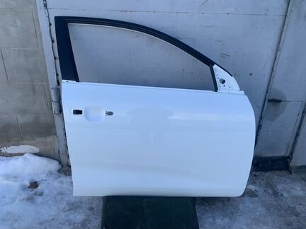 Дверь передняя правая Kia Rio 4 Оригинальная