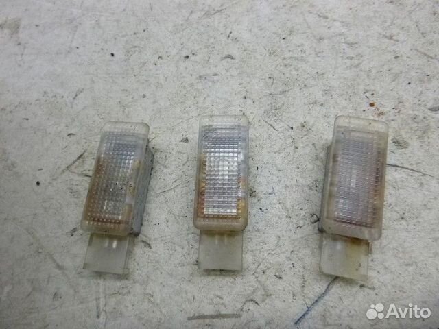 Плафон освещения номера Volkswagen touareg 2002