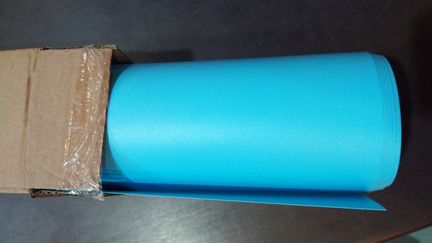 Синий матовый пластиковый фотофон 100х200 см