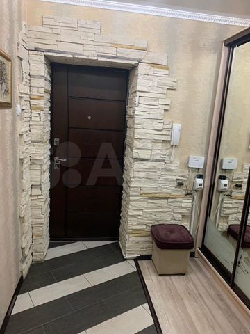 3-к. квартира, 81 м², 3/5 эт.