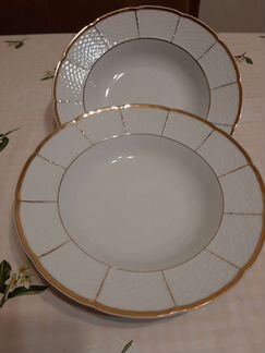 Тарелки фарфоровые чешские новые