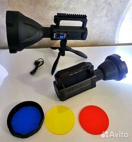 Мощный большой фонарь фароискатель P70