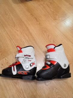 Детский горнолыжный комплект, лыжи 90, ботинки 30