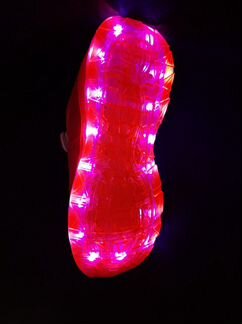 Кроссовки с подсветкой