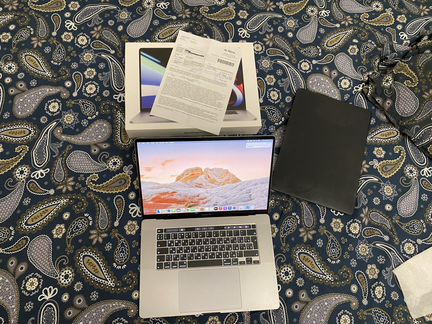 MacBook pro 16 i9 1Tb с чеком в идеале