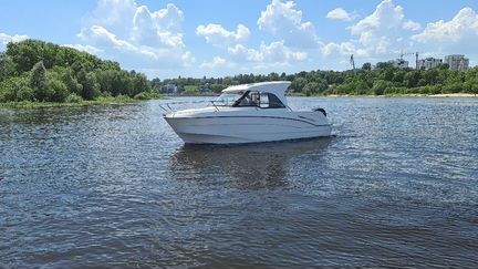 Продаю катер Beneteau Antares 7