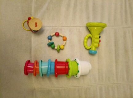 Игрушки для маленьких