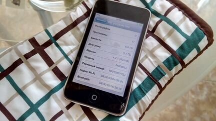 iPod touch 8 Gb модель MC086LL