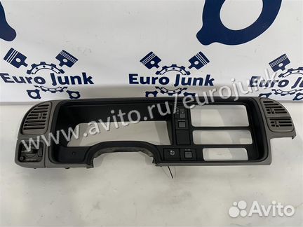 Консоль панели приборов Chevrolet Suburban Tahoe G