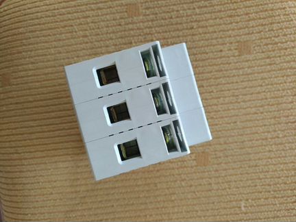 Автоматический выключатель iEK c 32