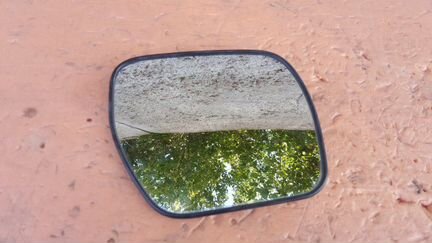 Зеркало правое Mitsubishi Pajero 4