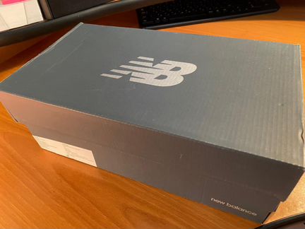 New balance кроссовки женские