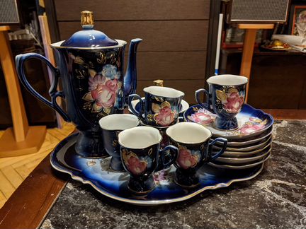 Кофейный сервиз (фарфор)