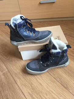 Ботинки демисезон 35 разм