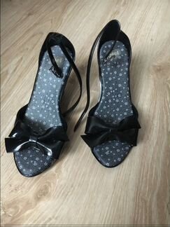 Босоножки Melissa