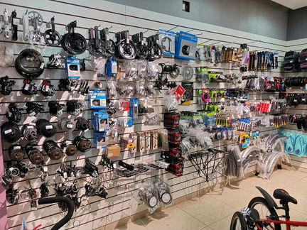 Запчасти для велосипеда, аксессуары в Новосибирске
