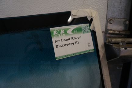 Лобовое стекло Land Rover Discovery III Дискавери