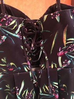 Платье размером XS