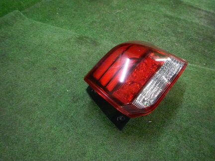 Фонарь правый внешний Mitsubishi Outlander 3 (2015