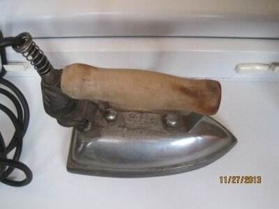 Тяжелый электрический ретро утюг+ 2,5 метра кабель