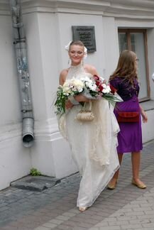 Свадебное платье цвета шампань с бисером