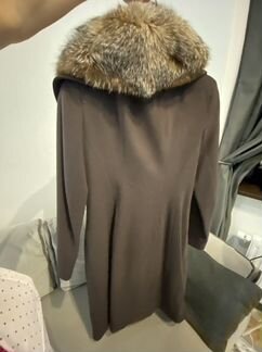 Шерстяное утеплённое пальто с мехом