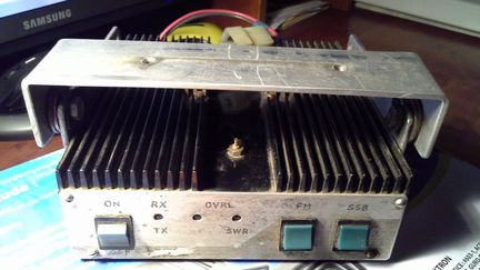 Продам для радиостанции усилитель 100Вт. ам-FM,SSB