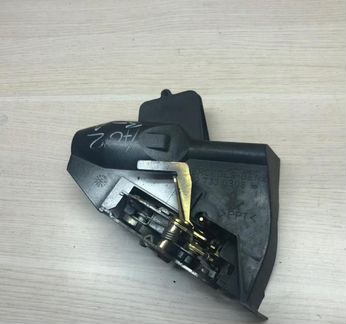 Замок передней левой двери Mercedes W202 W210