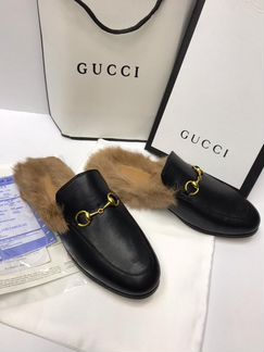 Мюли кожаные гуччи черные с мехом
