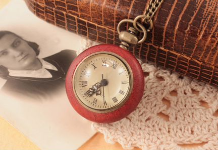 Часы-подвеска №23 Деревянный шар