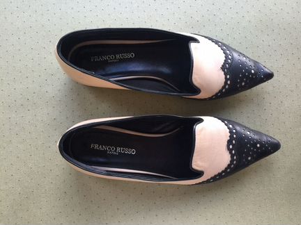 Туфли без каблука цвета нюд, не балетки