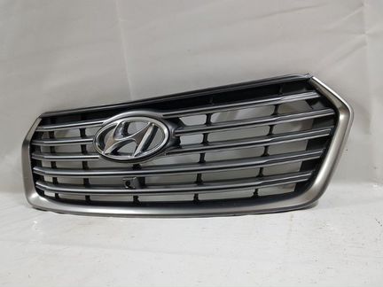 Решетка радиатора Hyundai Grand Santa Fe B8