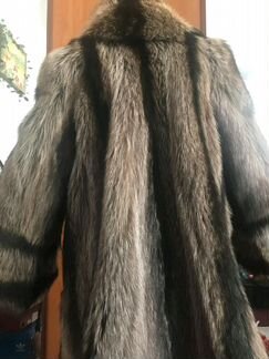 Шуба из енота