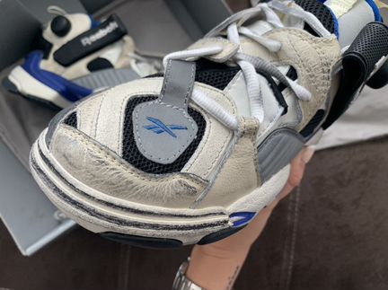 Кроссовки Reebok x Vetements