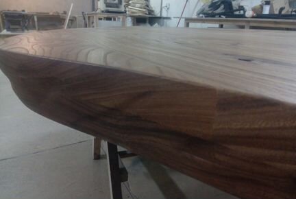 Стол из массива карагача