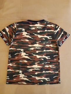 Футболка на 8-9 лет