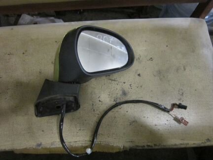 Peugeot 207 зеркала правое боковое