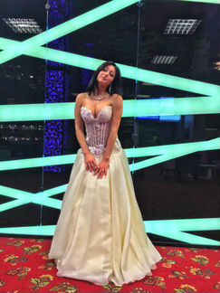 Прокат свадебных платьев