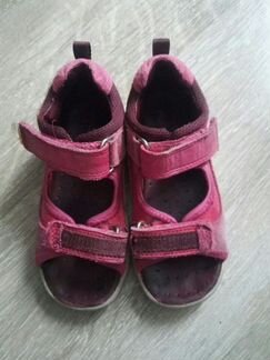 Босоножки ecco р. 25