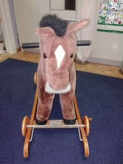 Качалка лошадь