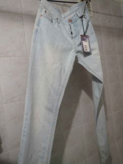 Джинсы новые Colins