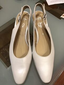 Новые босоножки фирмы ARA р 39