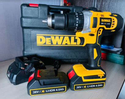 Шуруповерт-перфоратор DeWalt