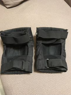 Наколенники triple eight