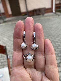Серебряный комплект с жемчугом