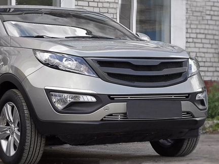 Решетка радиатора с черной сеткой Kia Sorento