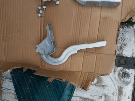 Петля капота левая правая Kia Rio 4 Rio X-Line 17