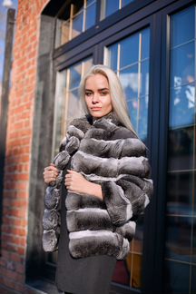 Короткая шуба из шиншиллы 